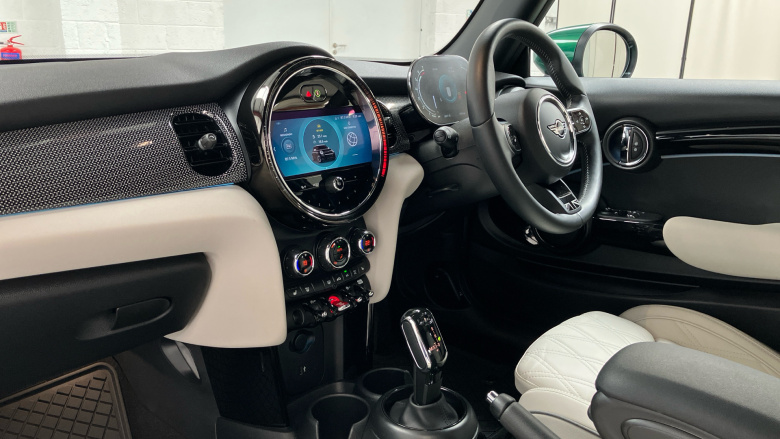 MINI Hatchback 1.5 Cooper Exclusive 3dr Auto Petrol Hatchback